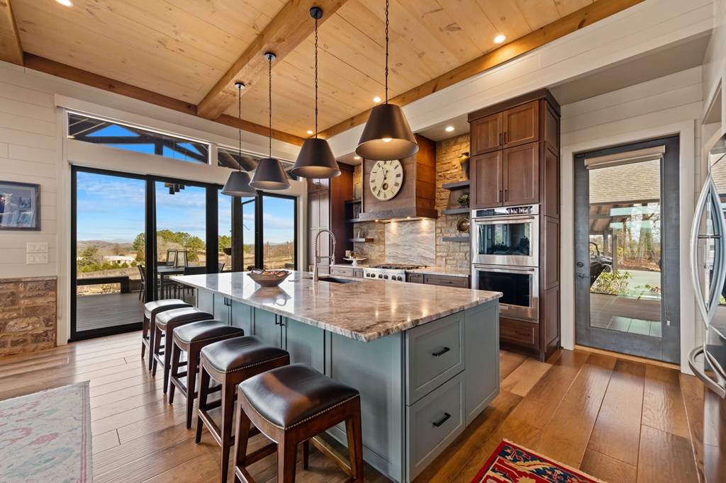 425406 Blue Ridge Residential