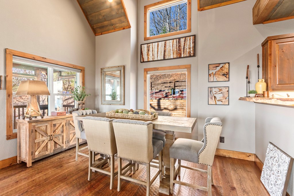 425409 Murphy Residential