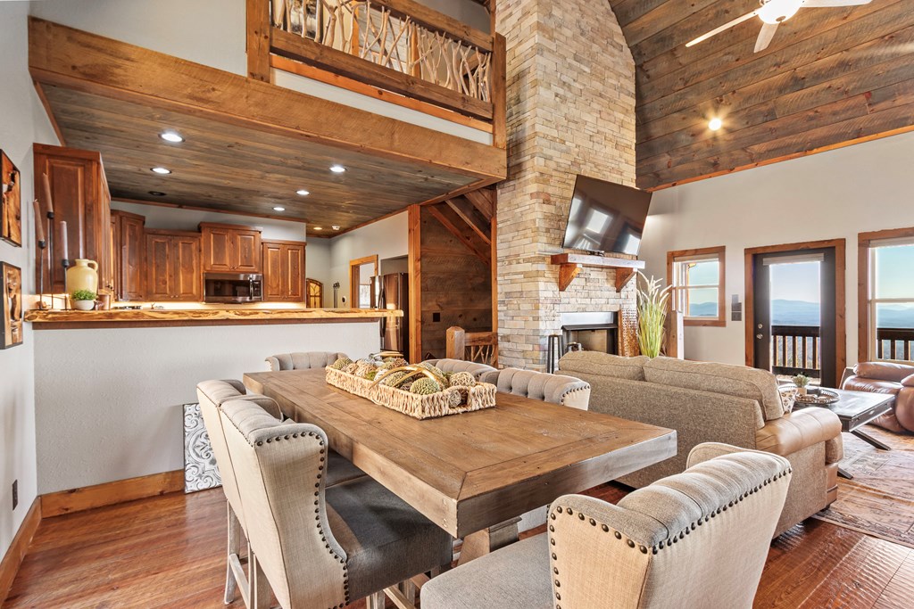 425409 Murphy Residential