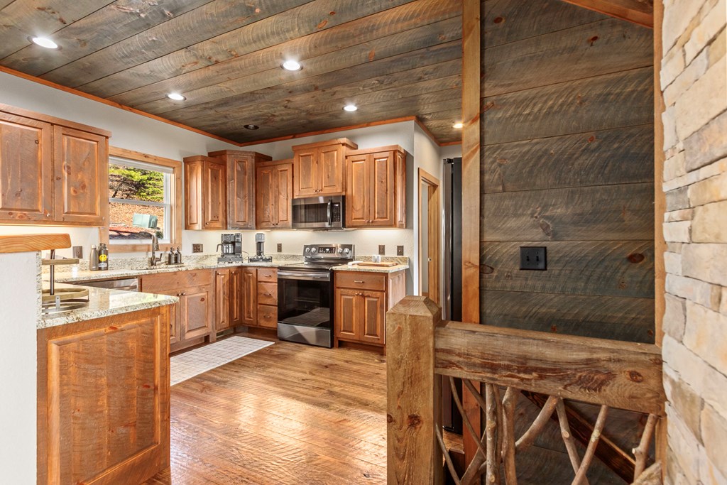 425409 Murphy Residential