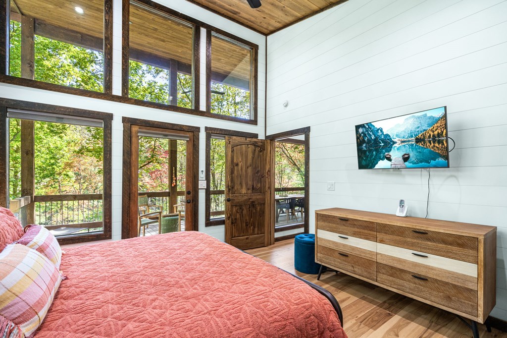 425411 Morganton Residential