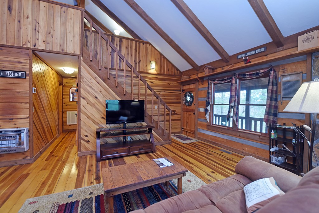 425413 Blue Ridge Residential