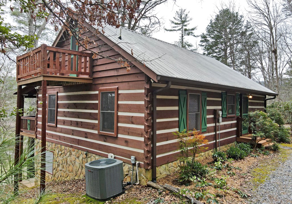 425413 Blue Ridge Residential