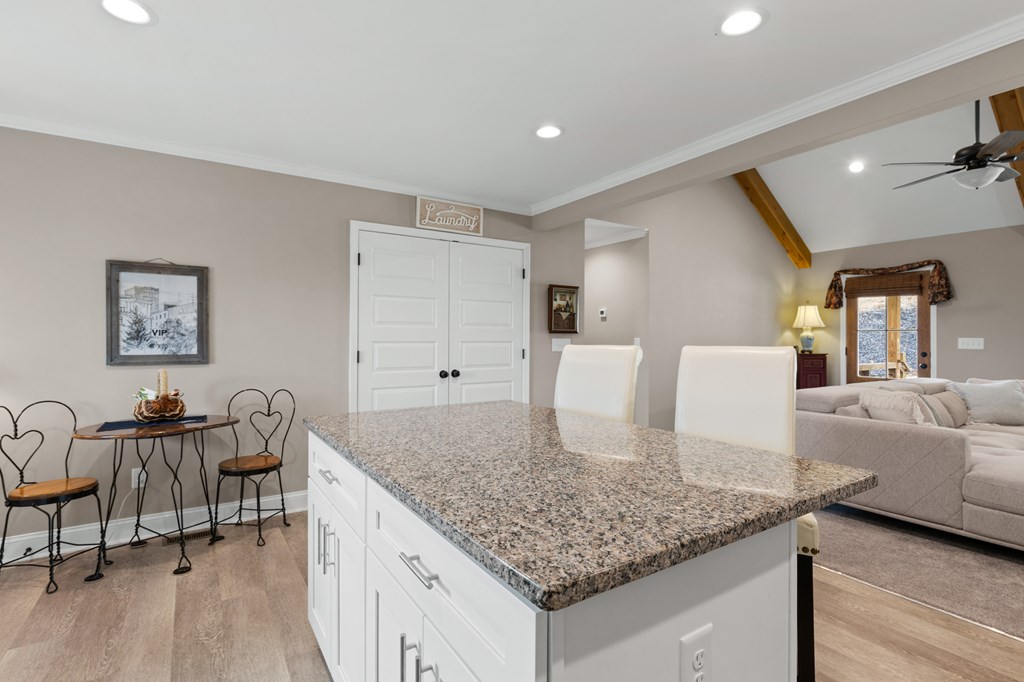 425416 Talking Rock Residential