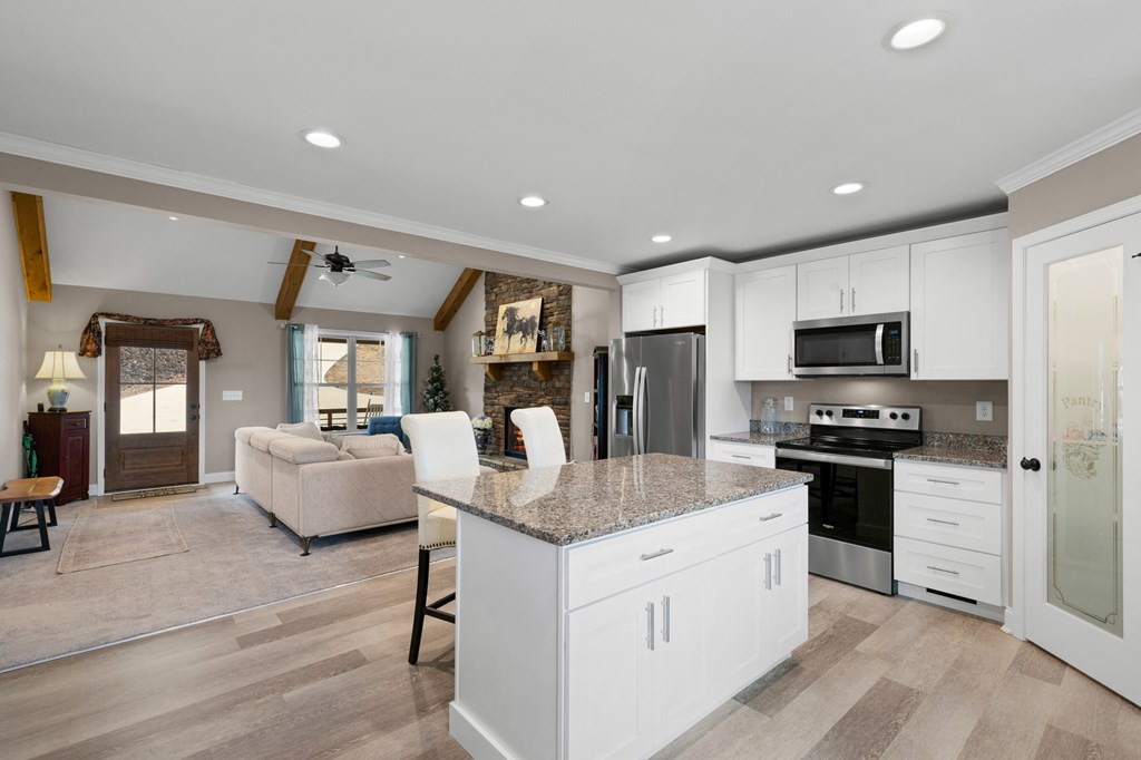 425416 Talking Rock Residential