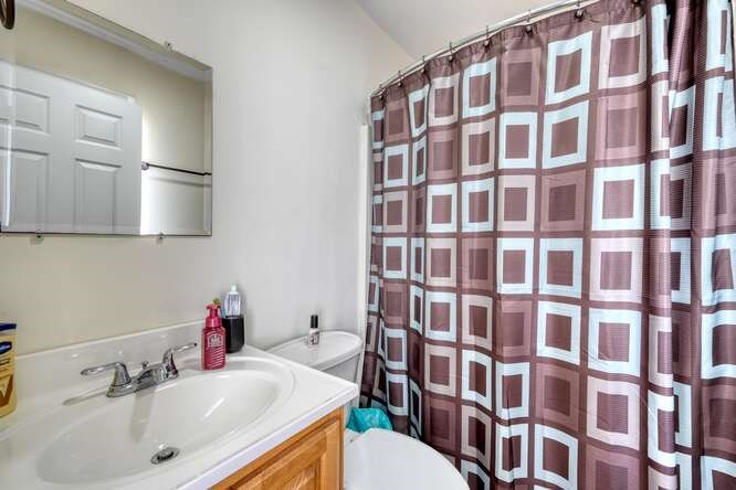 425420 Blue Ridge Residential