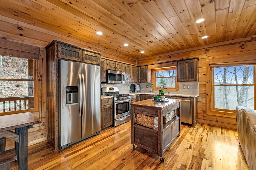 425426 Cherry Log Residential