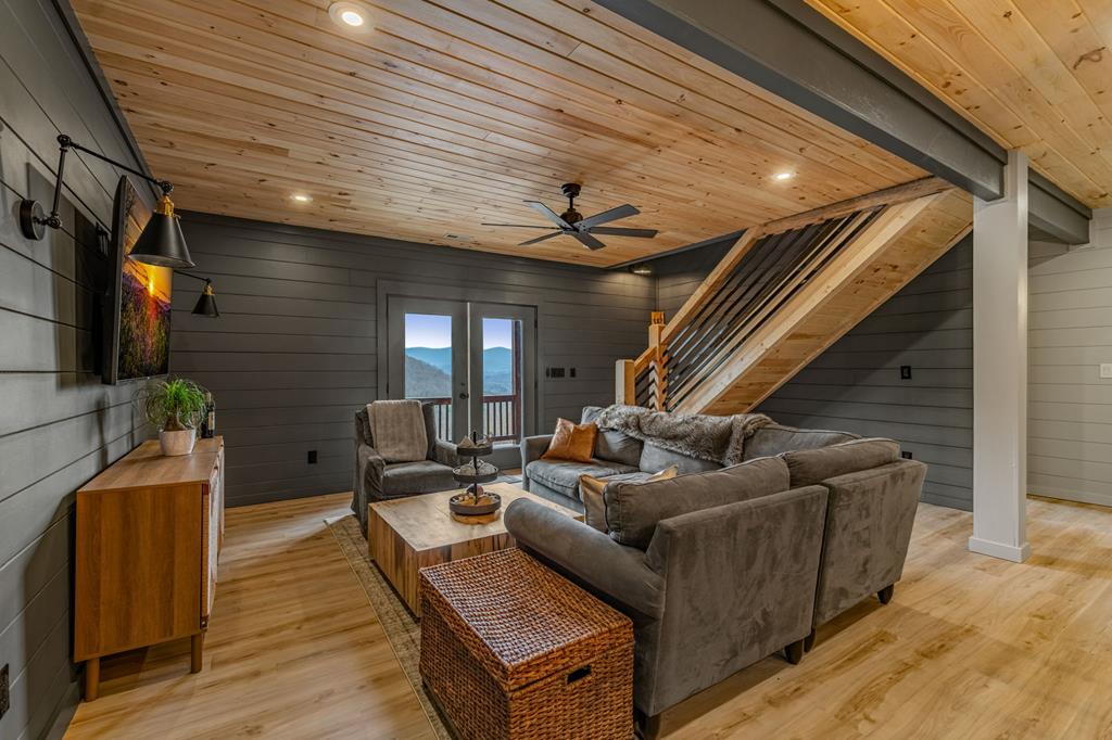 425426 Cherry Log Residential