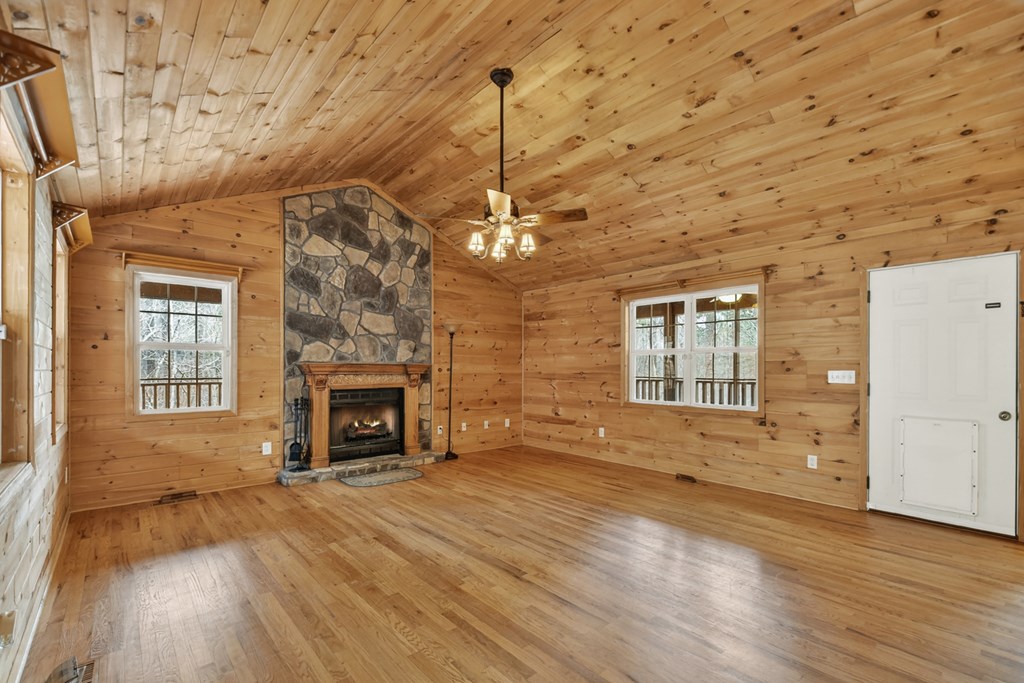 425430 Ellijay Residential