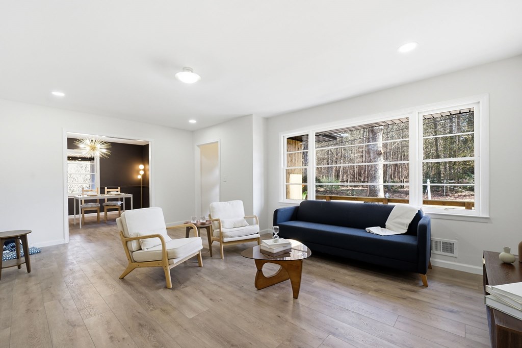 426431 Dacula Residential