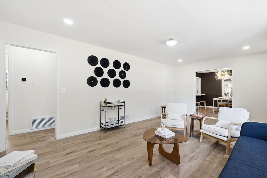 426431 Dacula Residential