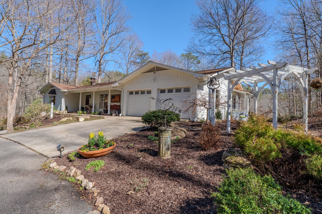 428432 Andrews Residential