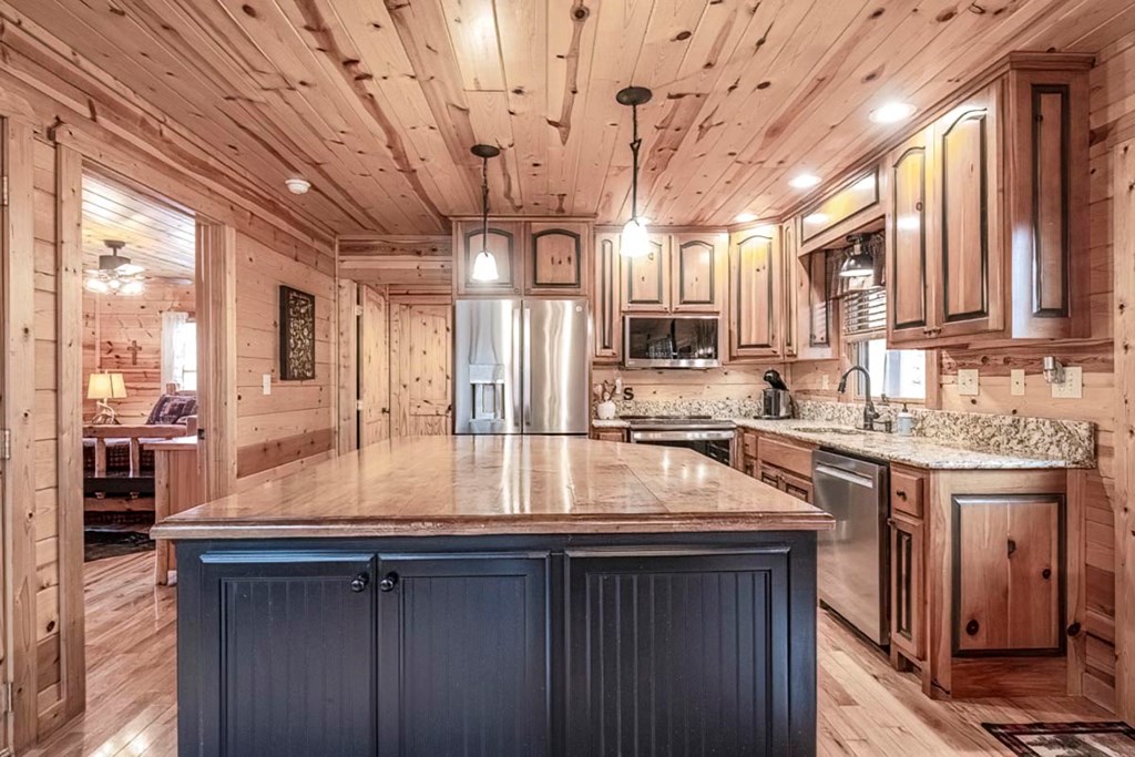 428434 Blue Ridge Residential