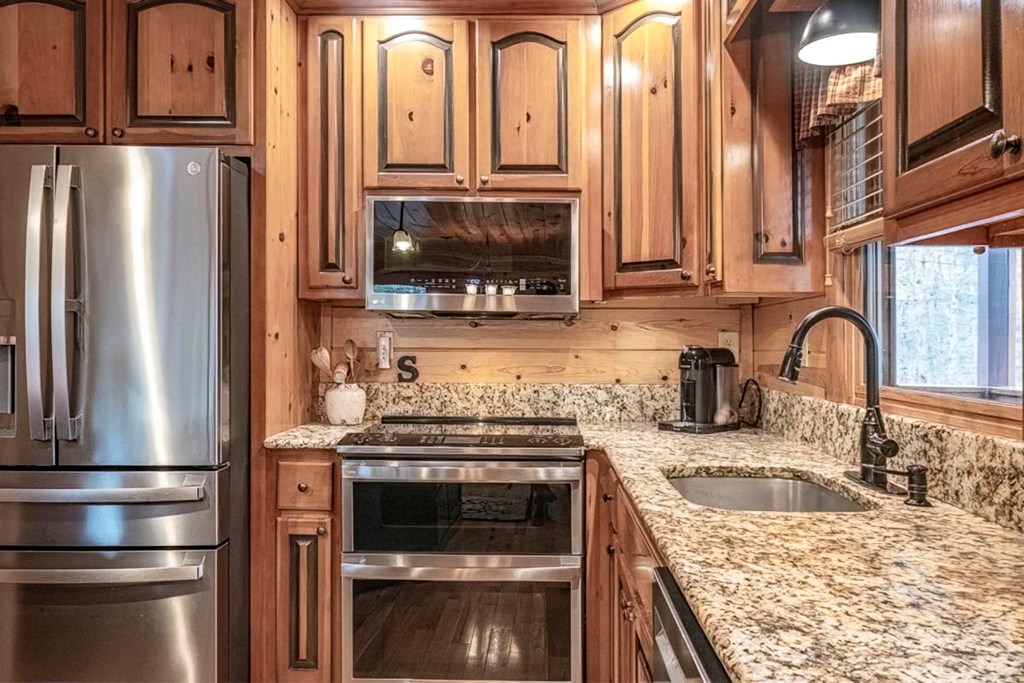 428434 Blue Ridge Residential