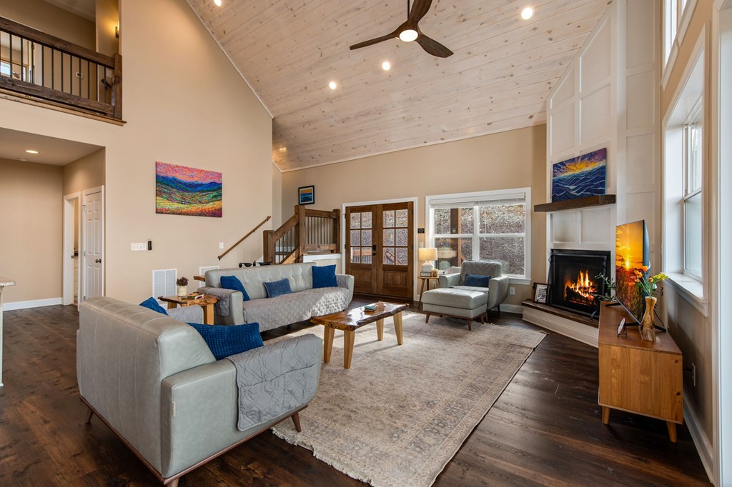 428440 Talking Rock Residential