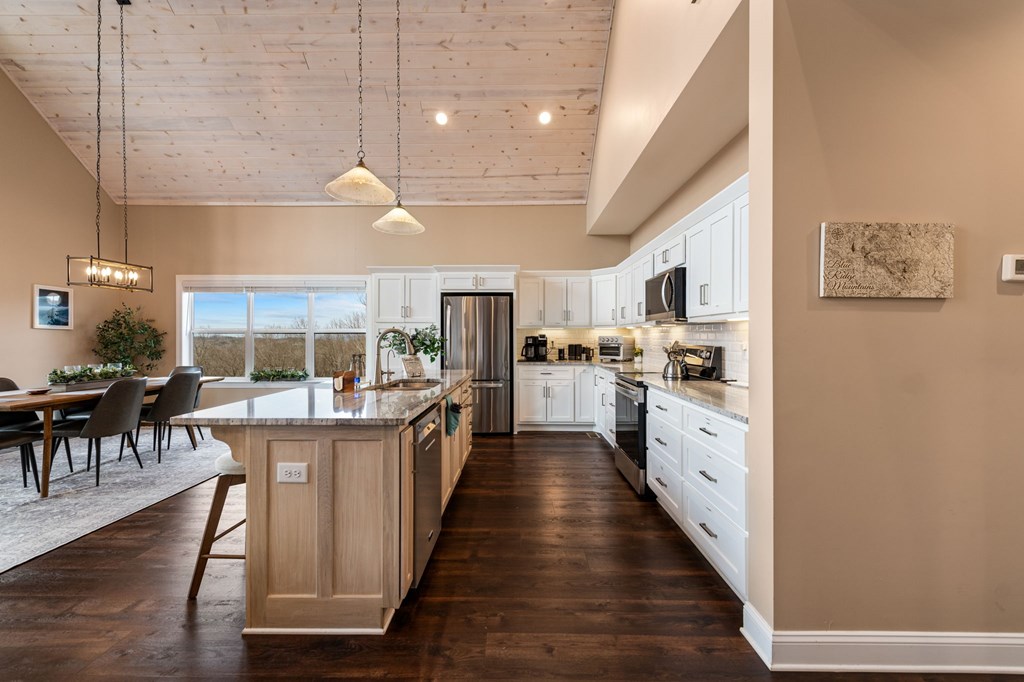 428440 Talking Rock Residential