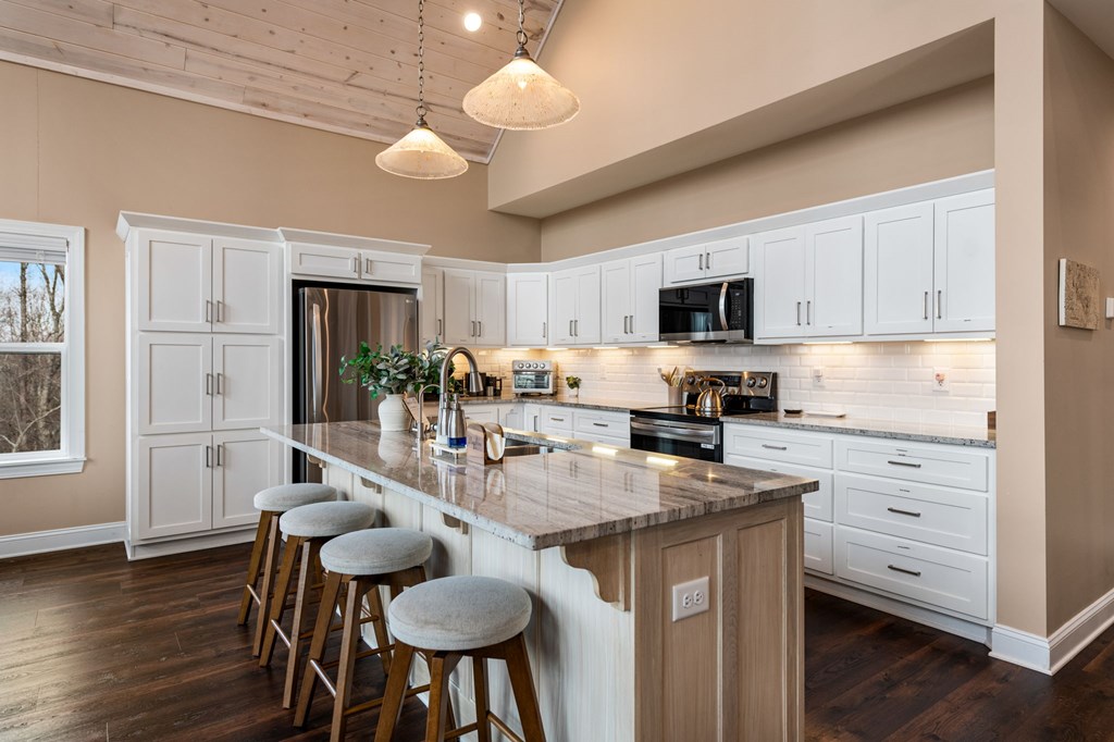 428440 Talking Rock Residential