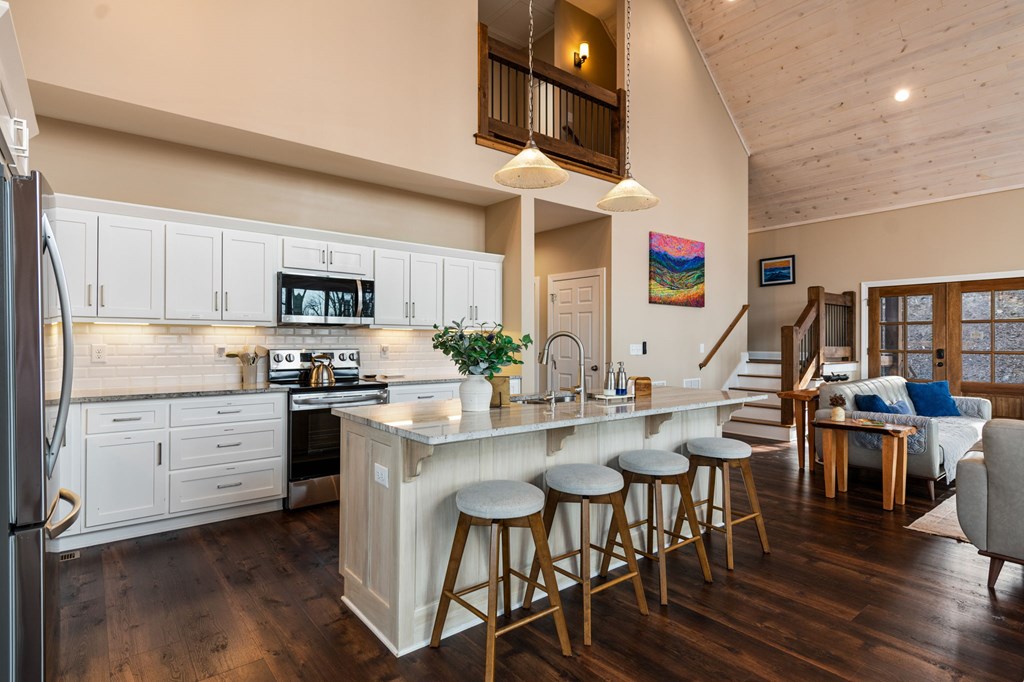 428440 Talking Rock Residential