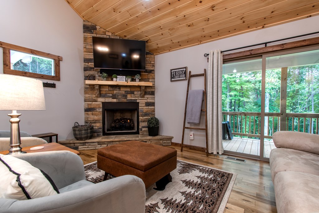 428441 Murphy Residential