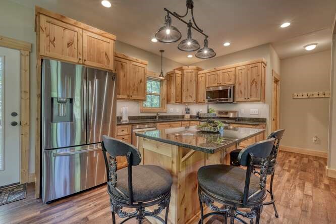 428448 Morganton Residential