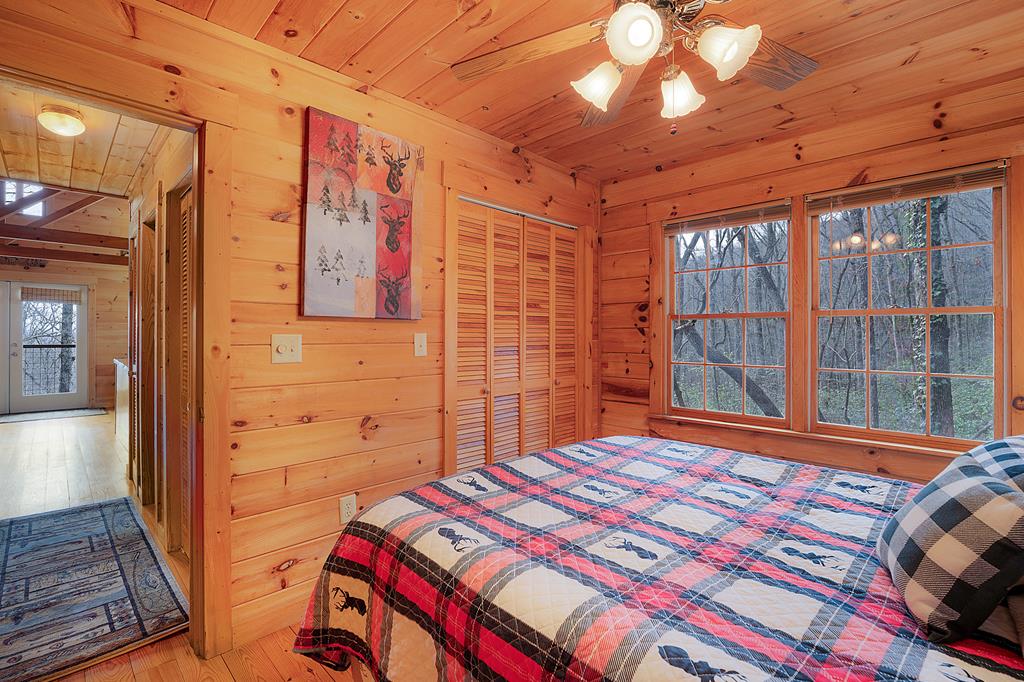 428450 Ellijay Residential