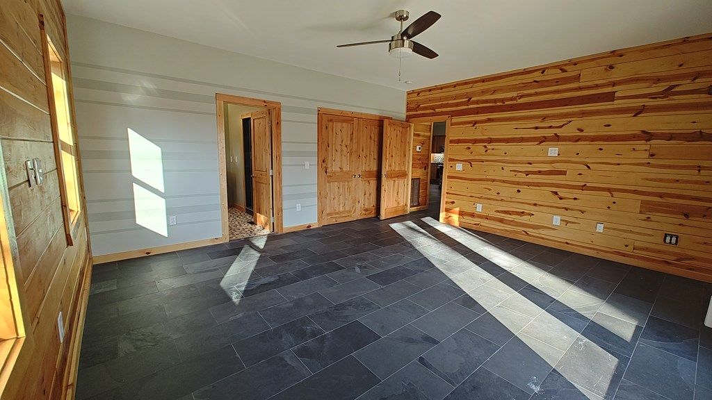 428454 Blue Ridge Residential