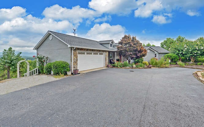 428455 Hiawassee Residential