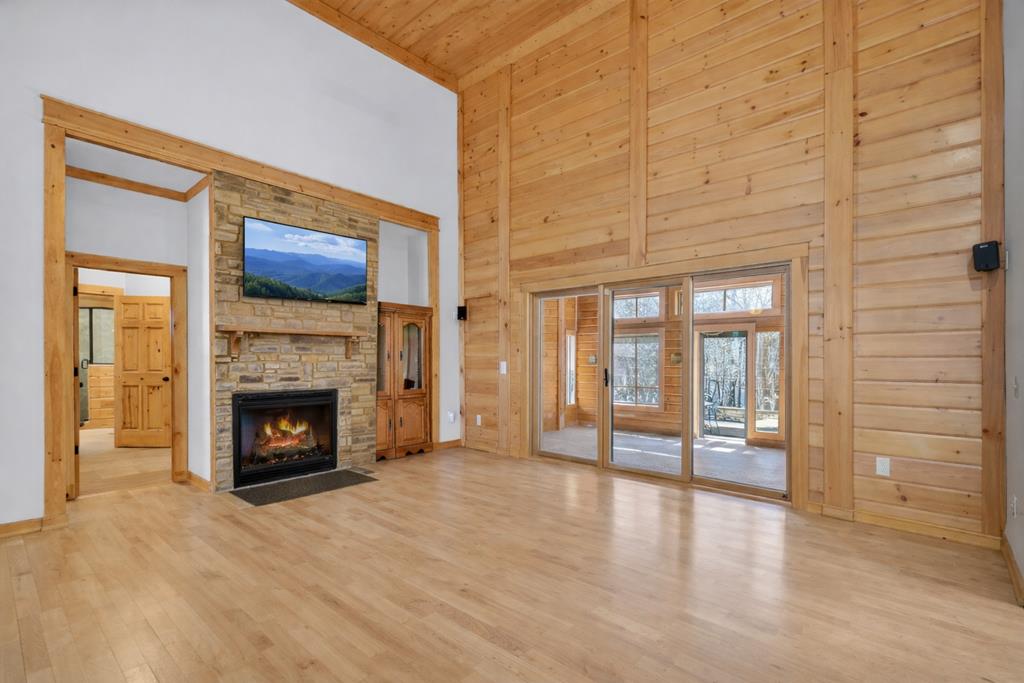 428463 Jasper Residential