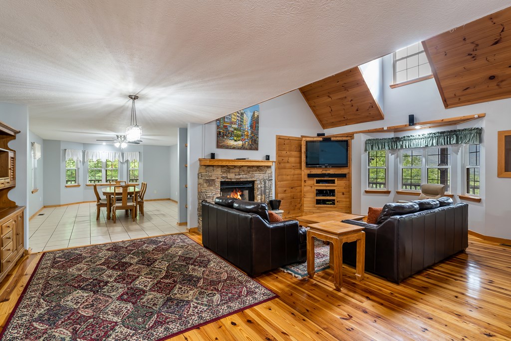 428464 Blairsville Residential