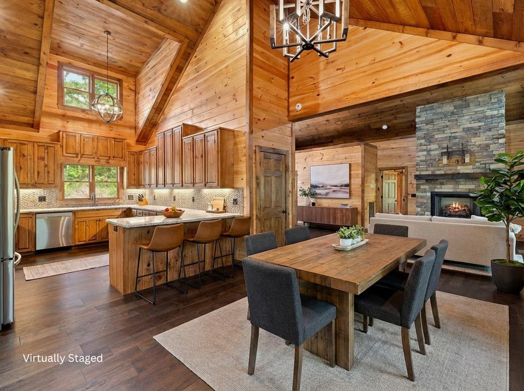 428465 Mineral Bluff Residential