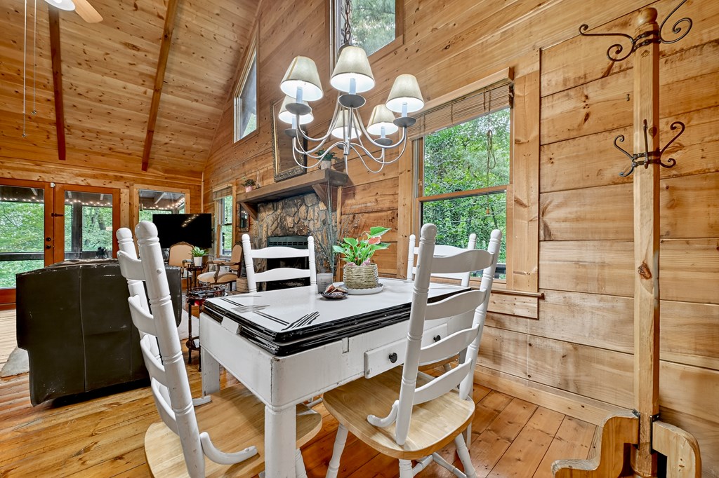 428466 Blue Ridge Residential