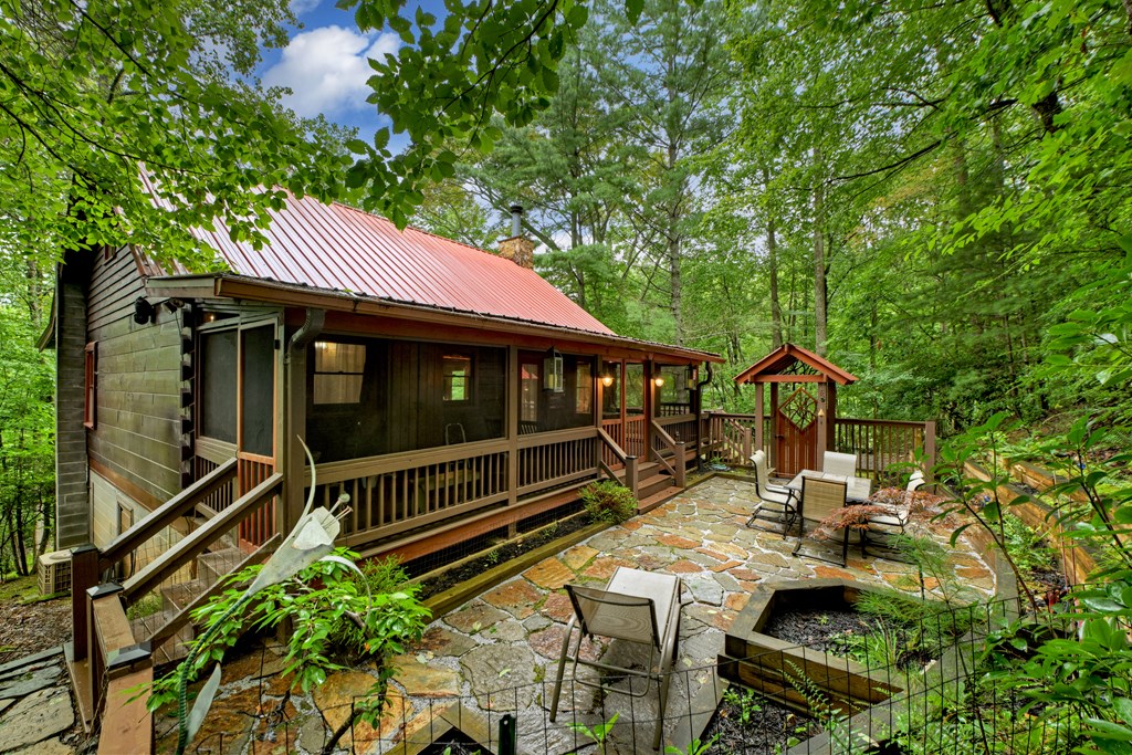 428466 Blue Ridge Residential