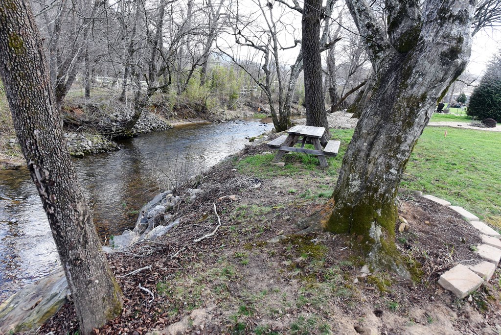 428469 Blairsville Residential