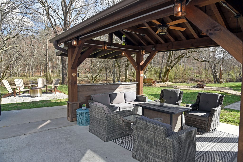 428469 Blairsville Residential