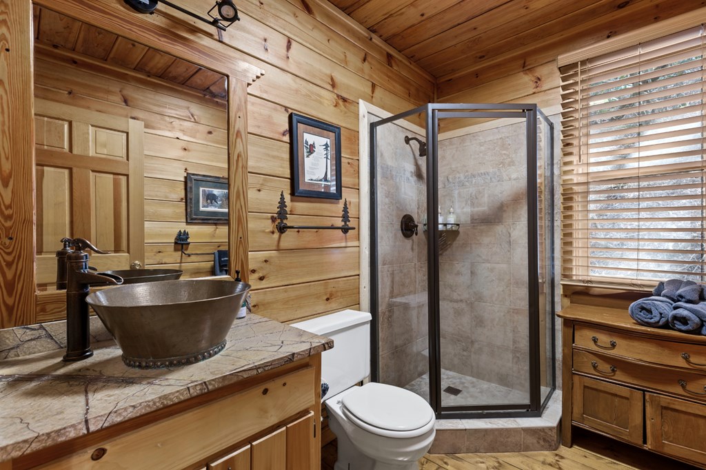 428472 Ellijay Residential