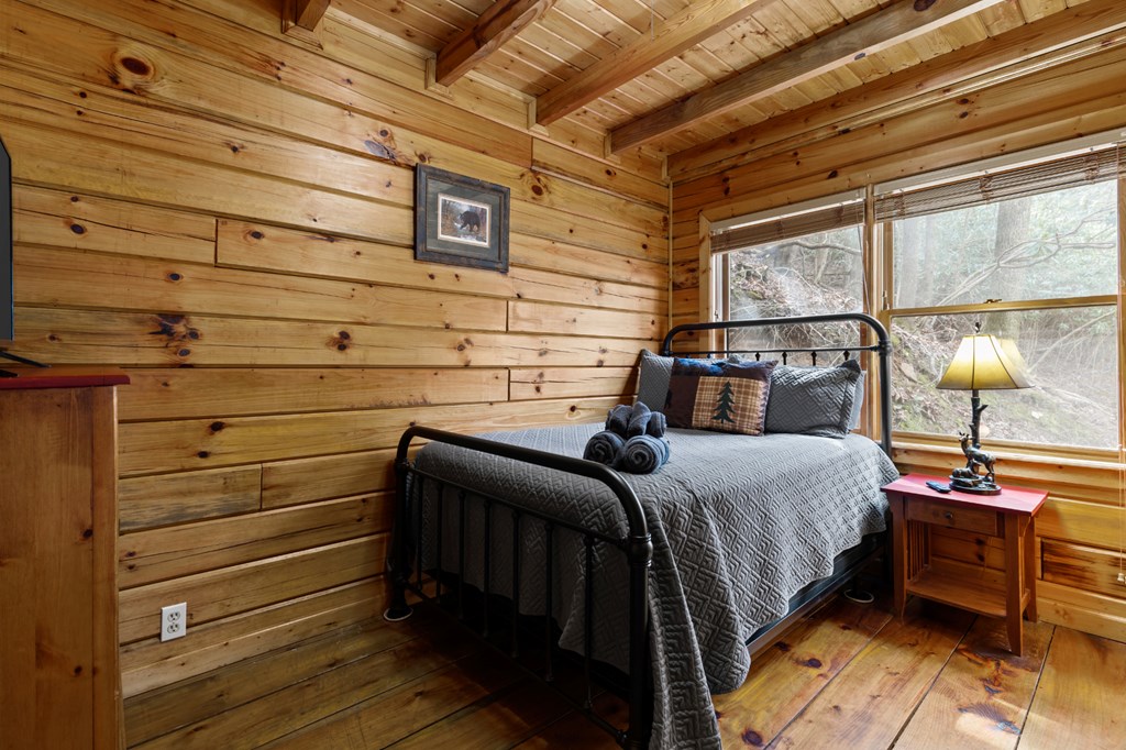 428472 Ellijay Residential