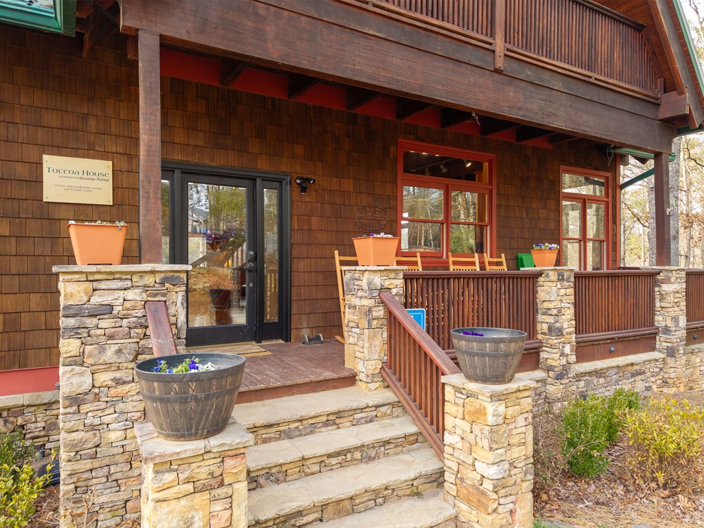 428479 Blue Ridge Residential