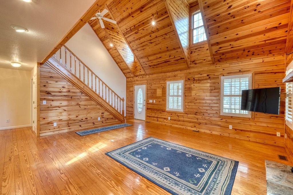 428483 Hiawassee Residential