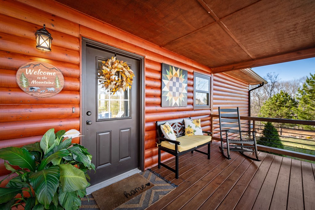 428490 Mineral Bluff Residential