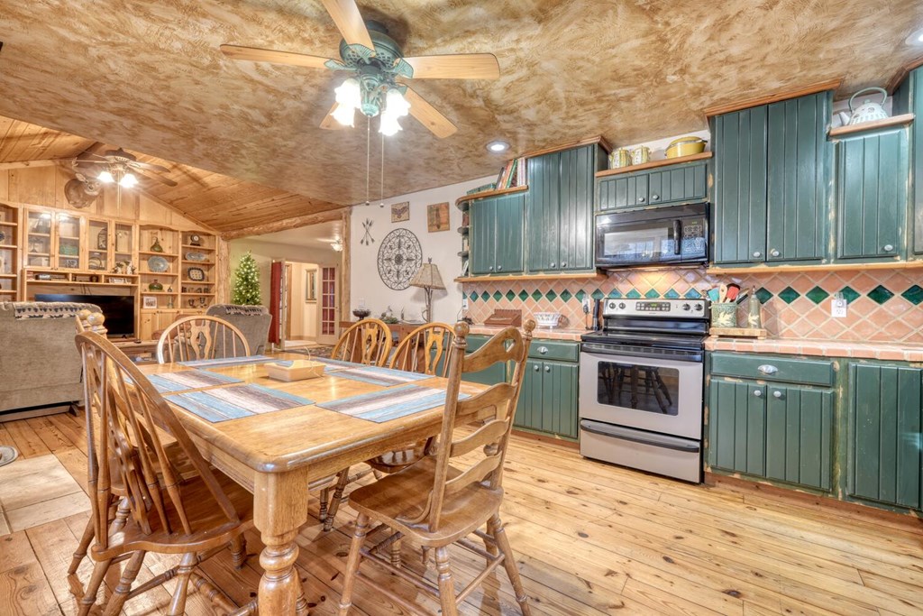 428491 Hiawassee Residential