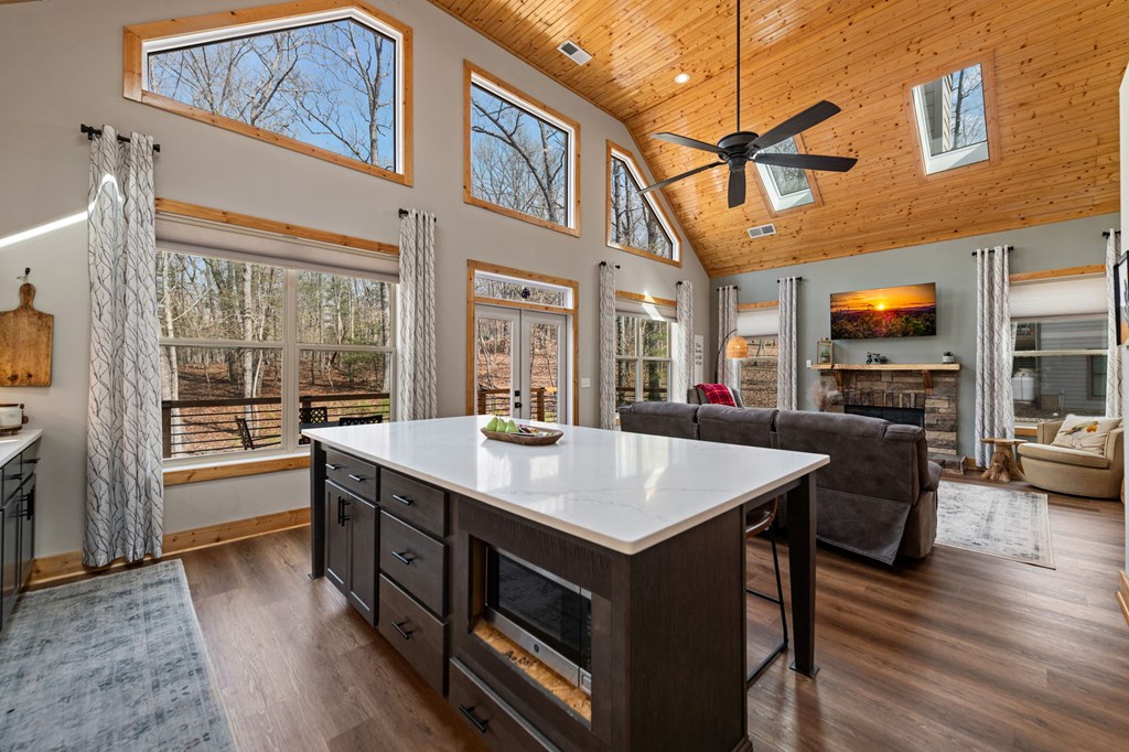 428492 Ellijay Residential