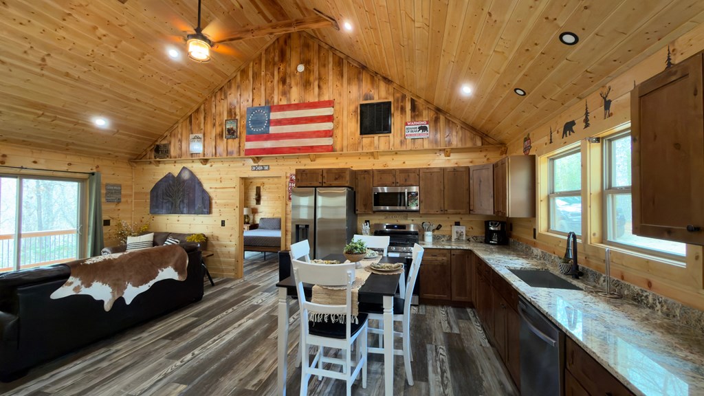 428493 Murphy Residential