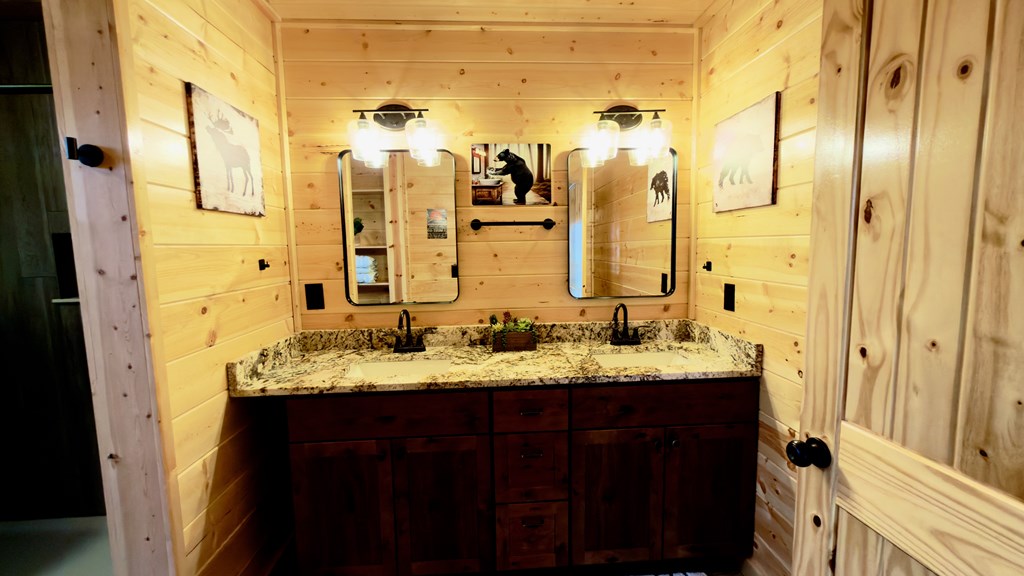 428493 Murphy Residential