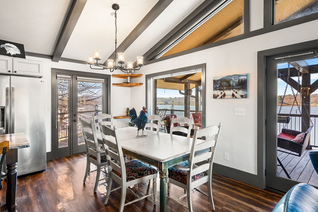 428495 Hayesville Residential