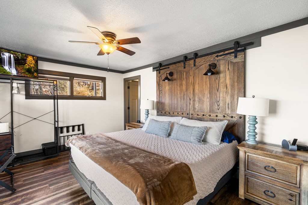 428495 Hayesville Residential