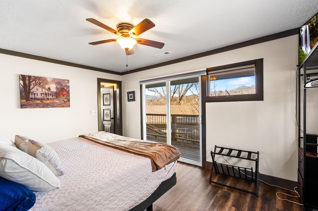 428495 Hayesville Residential