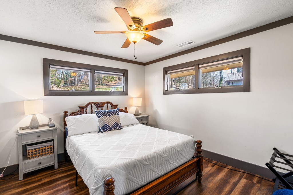 428495 Hayesville Residential