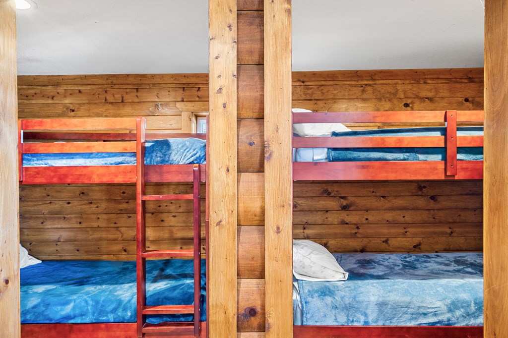 428495 Hayesville Residential