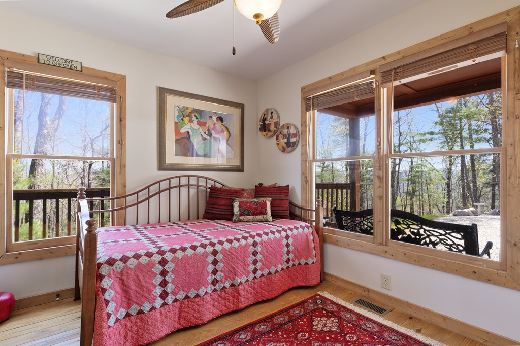 428503 Suches Residential