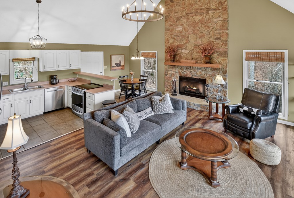 428504 Ellijay Residential